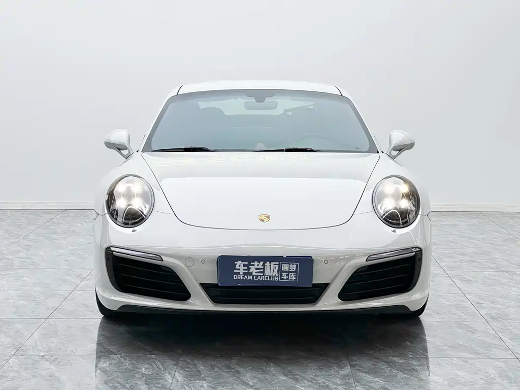 Porsche 911 2018 Carrera 3.0T