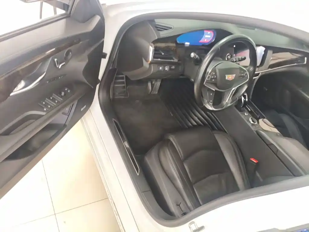 Cadillac CT6 — миниатюра 16