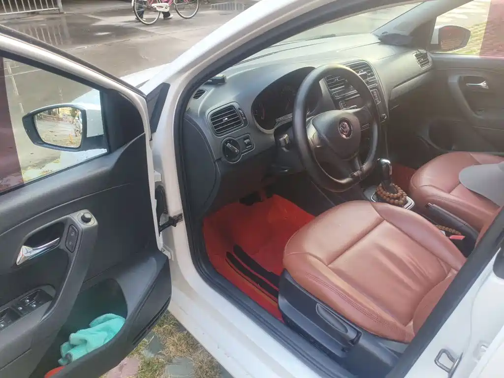 Volkswagen Polo — миниатюра 12