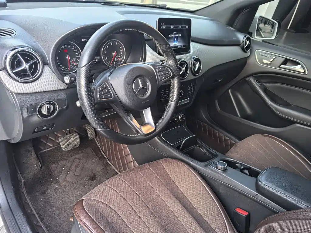 Mercedes-Benz B-Class — миниатюра 6