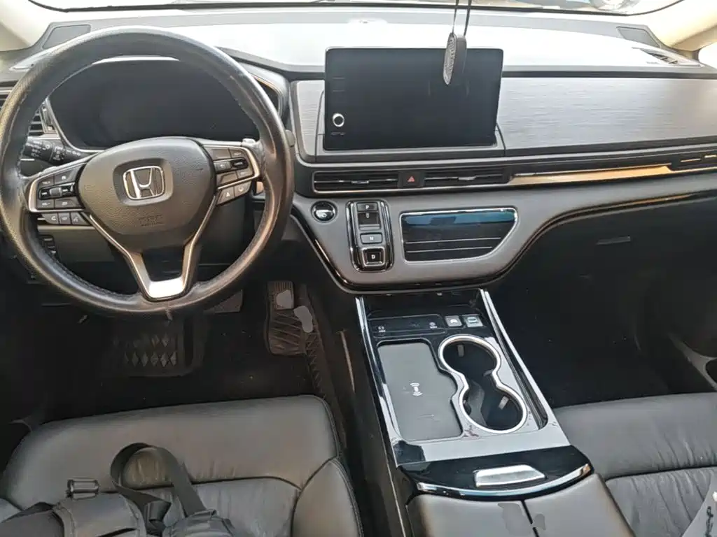 Honda Elysion — миниатюра 10