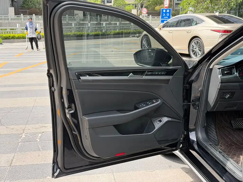 Volkswagen Phideon 2018 380TSI