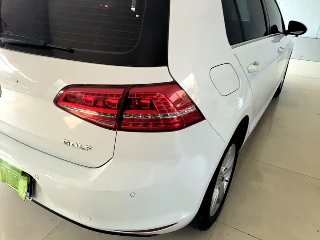 Volkswagen Golf — миниатюра 8