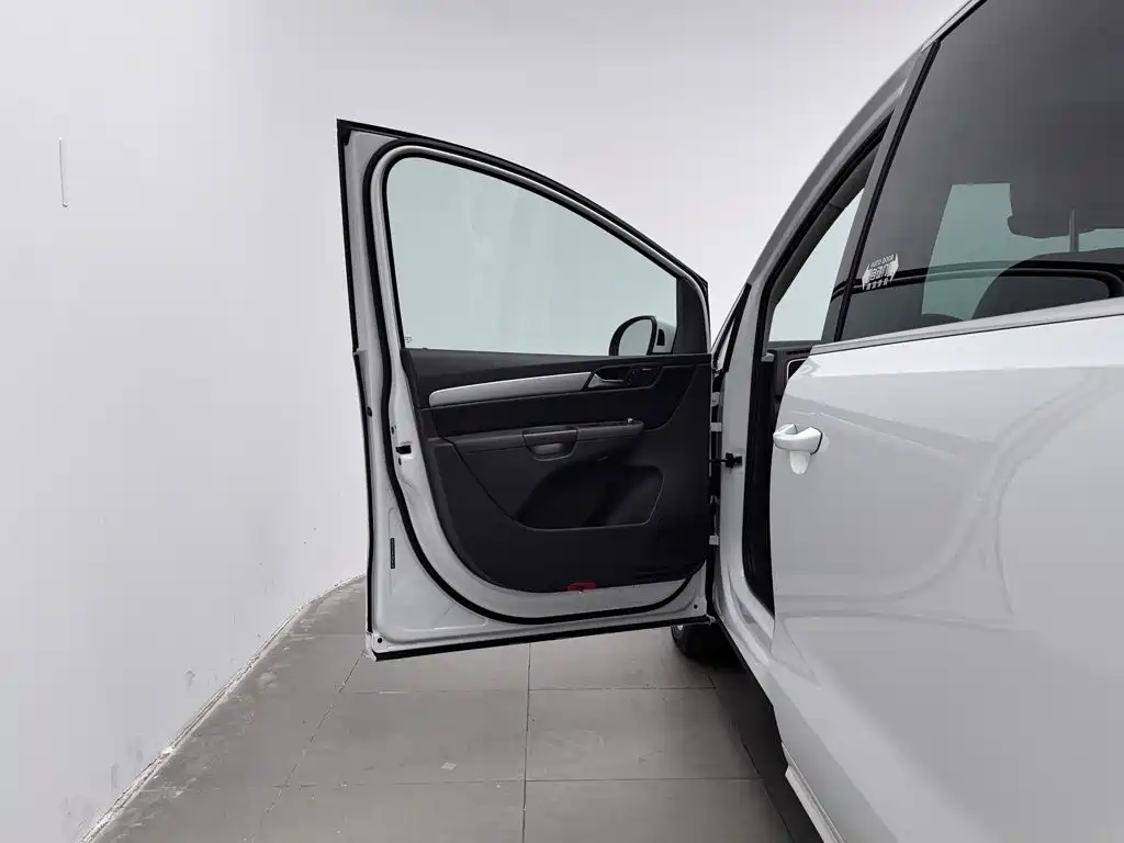 Volkswagen Sharan — миниатюра 8