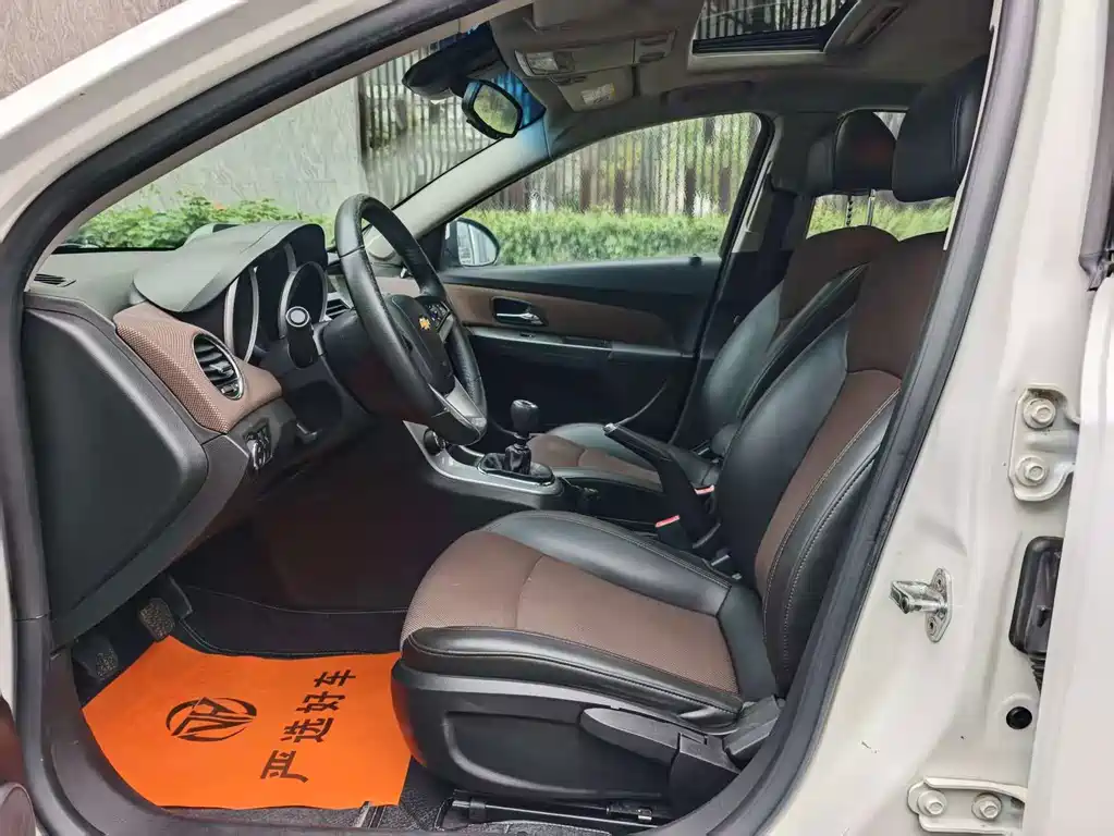Chevrolet Cruze — миниатюра 6