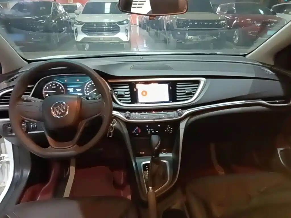 Buick Excelle — миниатюра 10