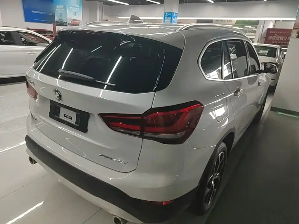 BMW X1 — миниатюра 7