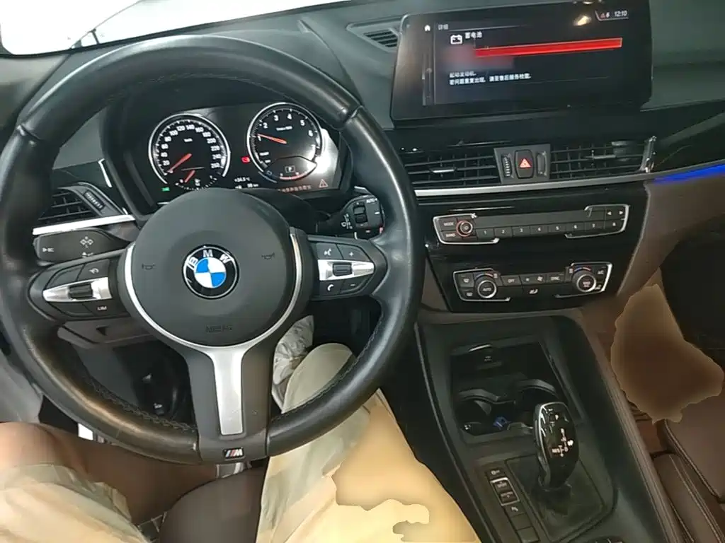 BMW X1 — миниатюра 10