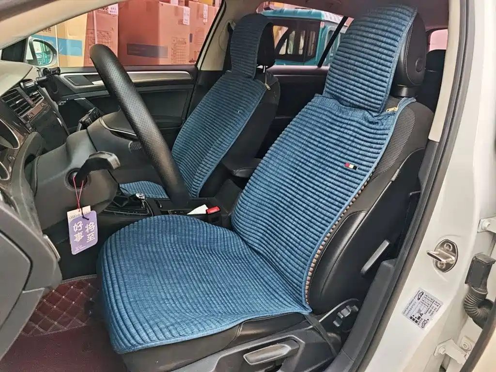 Volkswagen Golf — миниатюра 17
