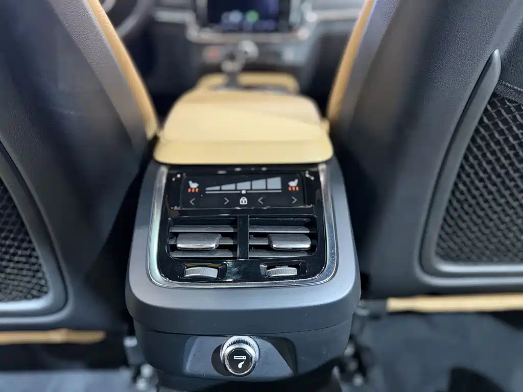 Volvo V90 — миниатюра 16