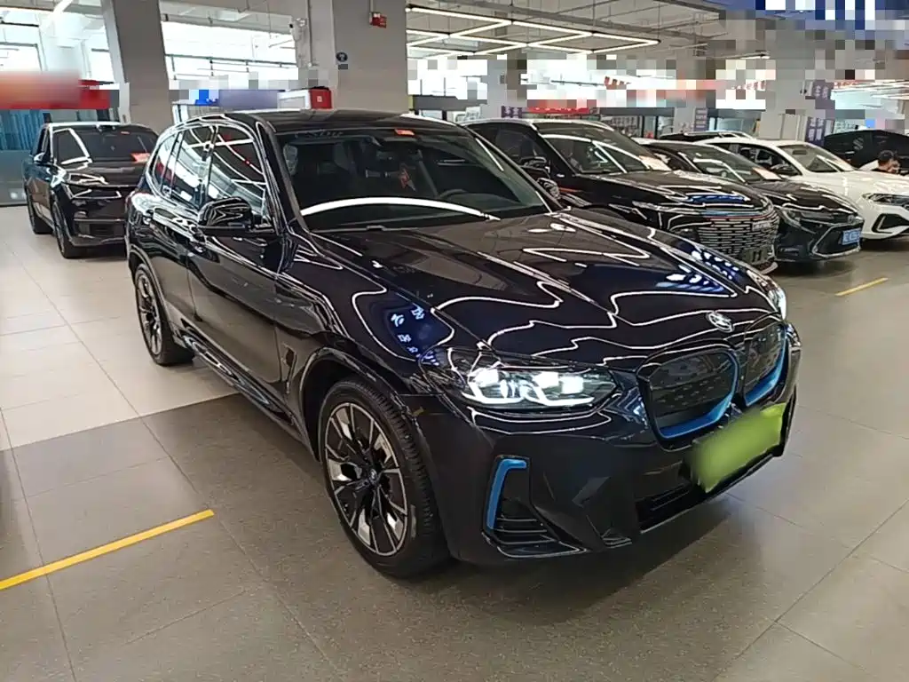 BMW iX3 — миниатюра 4
