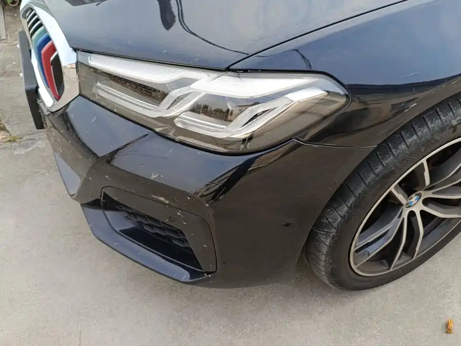 BMW 5 Series — миниатюра 5