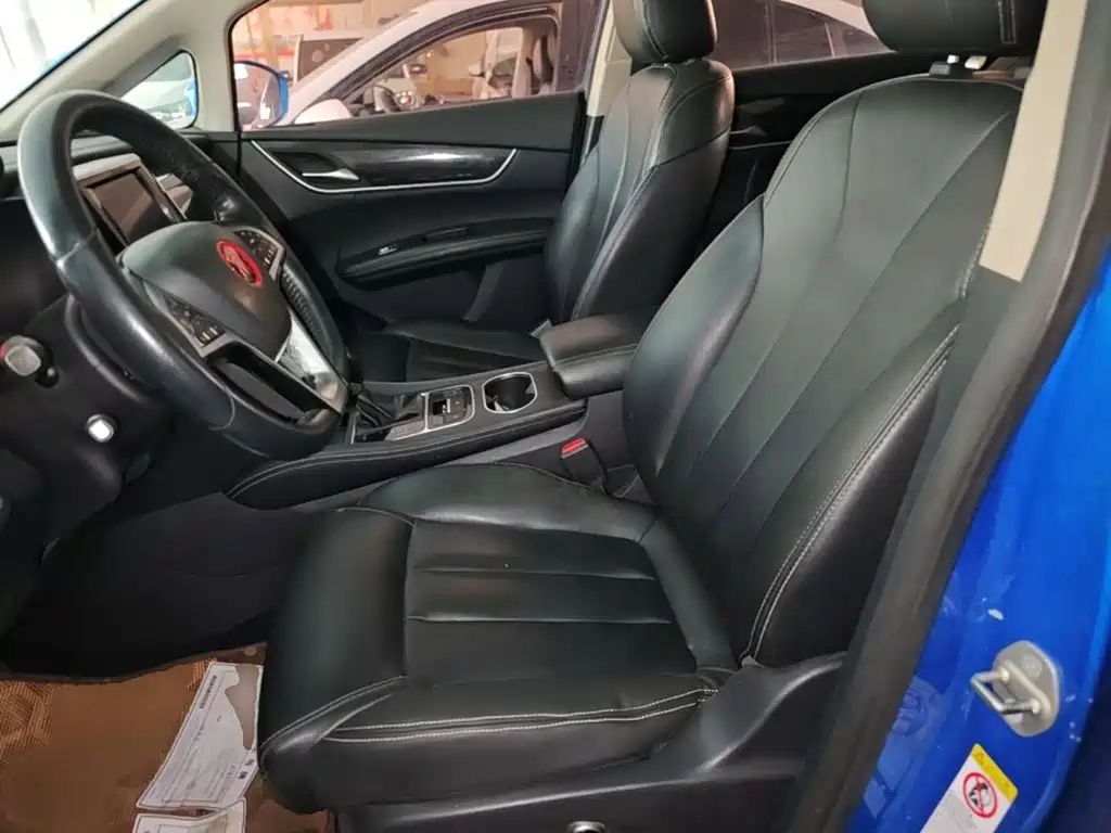 BYD MAX — миниатюра 15