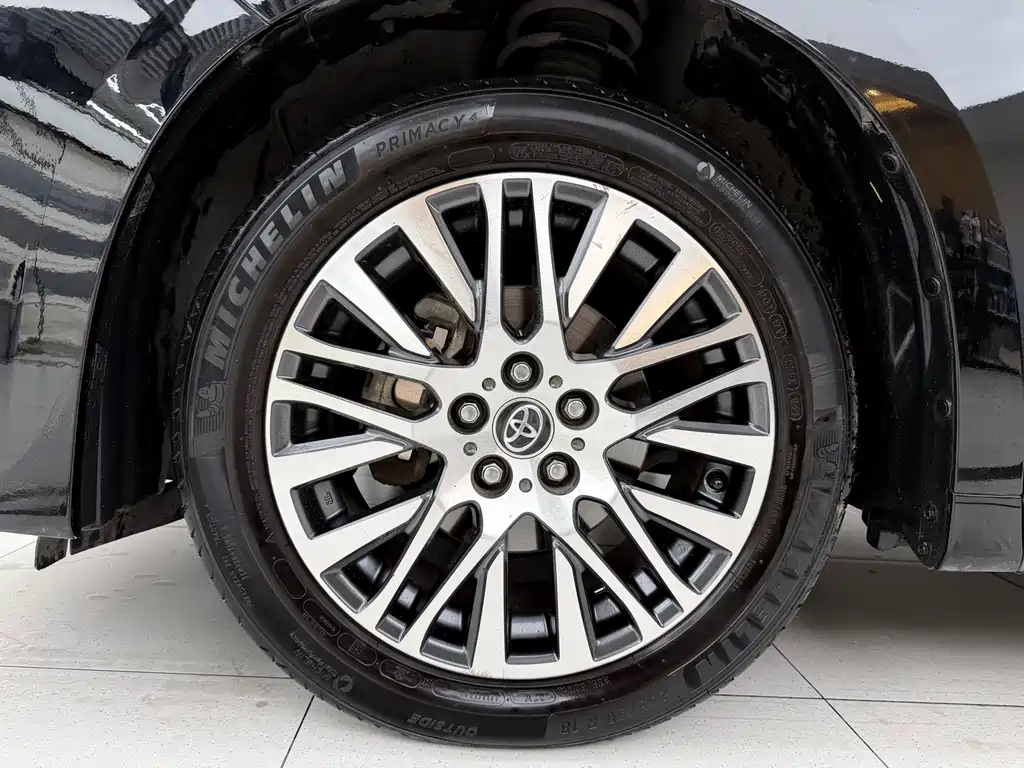 Toyota Alphard 2015 3.5L Luxury