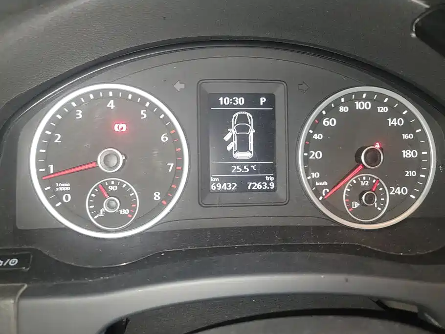 Volkswagen Tiguan — миниатюра 14