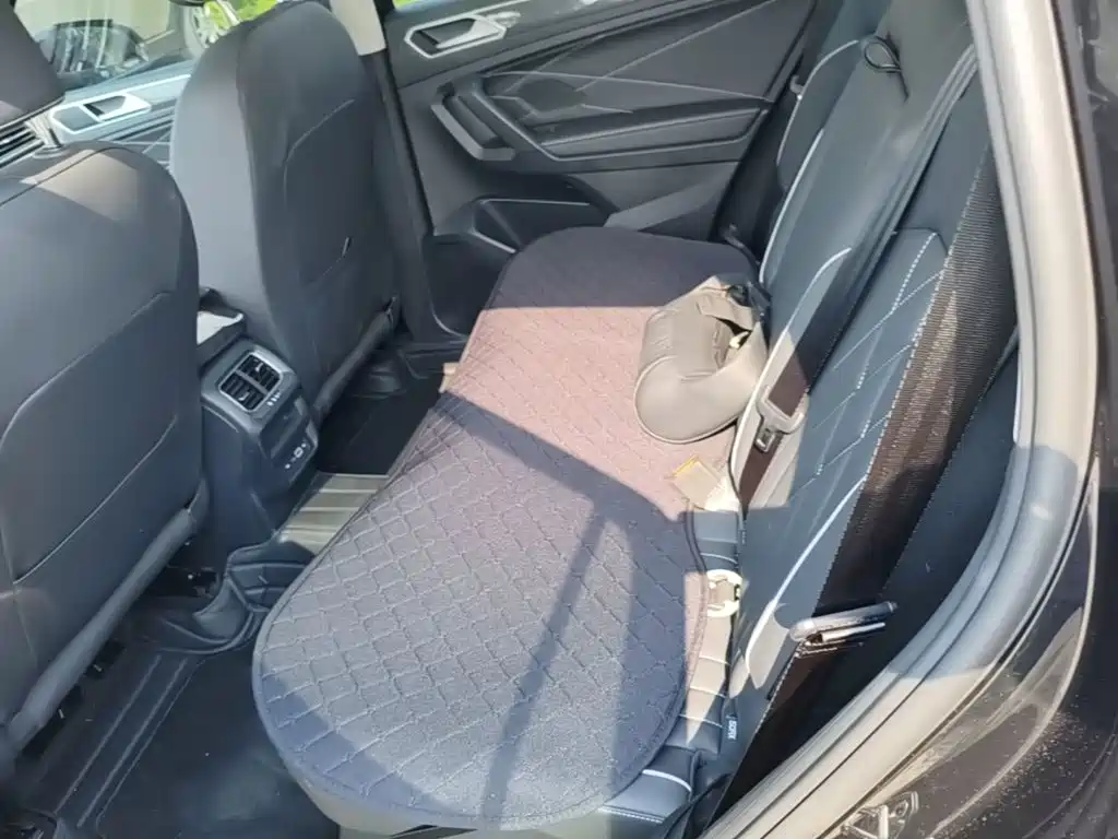 Volkswagen Tiguan L — миниатюра 17