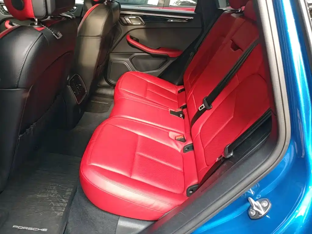 Porsche Macan — миниатюра 22