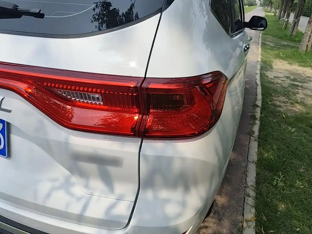 Haval M6 2021 PLUS 1.5T DCT Luxury