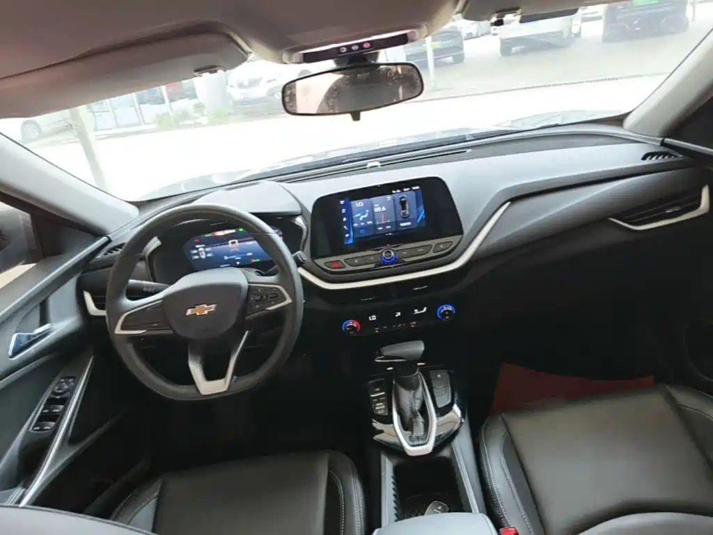 Chevrolet Menlo — миниатюра 10