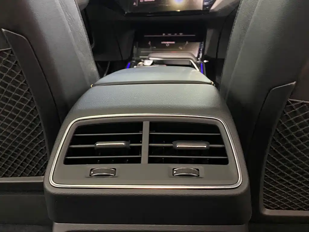 Audi e-tron — миниатюра 16
