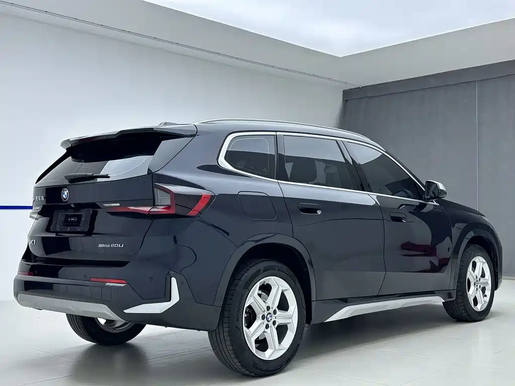 BMW X1 2023 sDrive20Li X