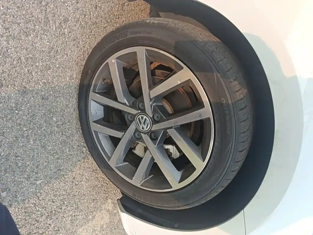 Volkswagen Golf — миниатюра 8