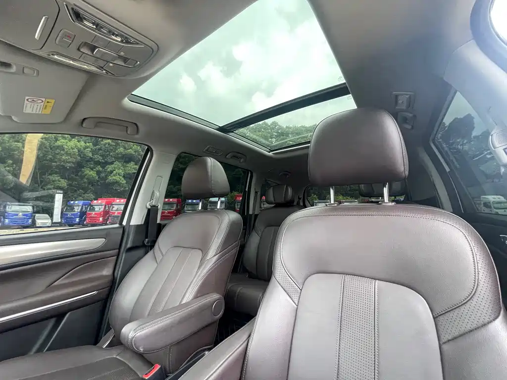 GAC M6 2019 270T AT Luxury ( мест) V