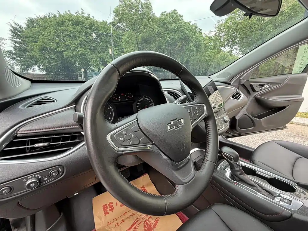 Chevrolet Malibu XL — миниатюра 8