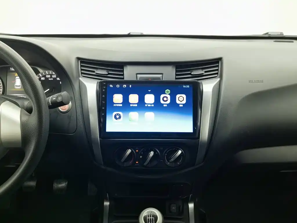 Nissan Terra — миниатюра 12