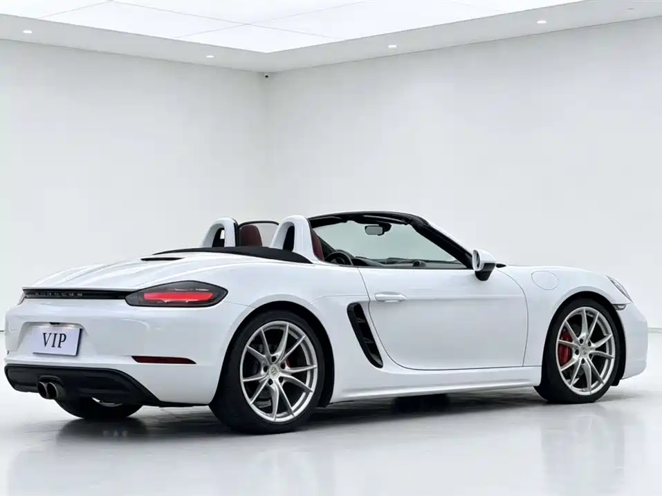 Porsche 718 2016 Boxster 2.0T