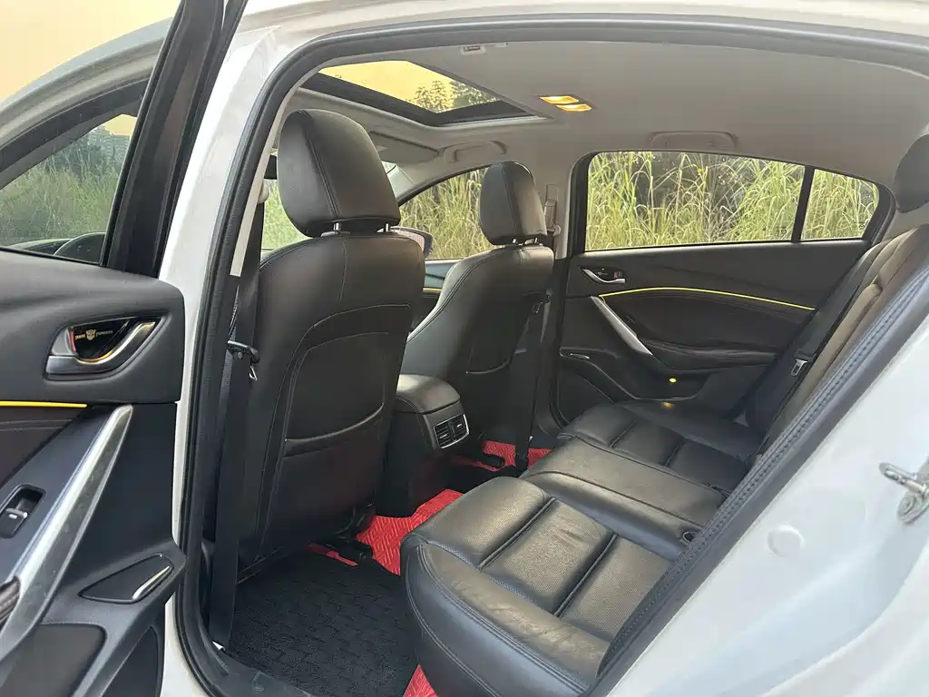 Mazda Atenza — миниатюра 8