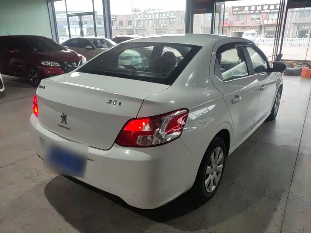 Peugeot 301 — миниатюра 7