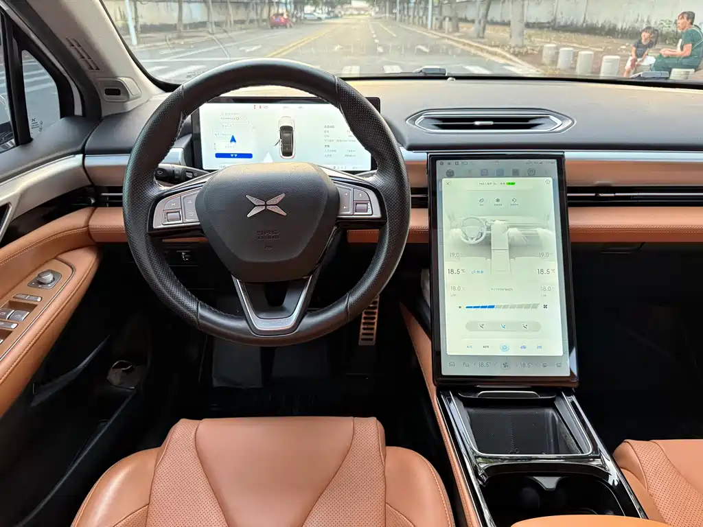 XPeng P5 — миниатюра 7