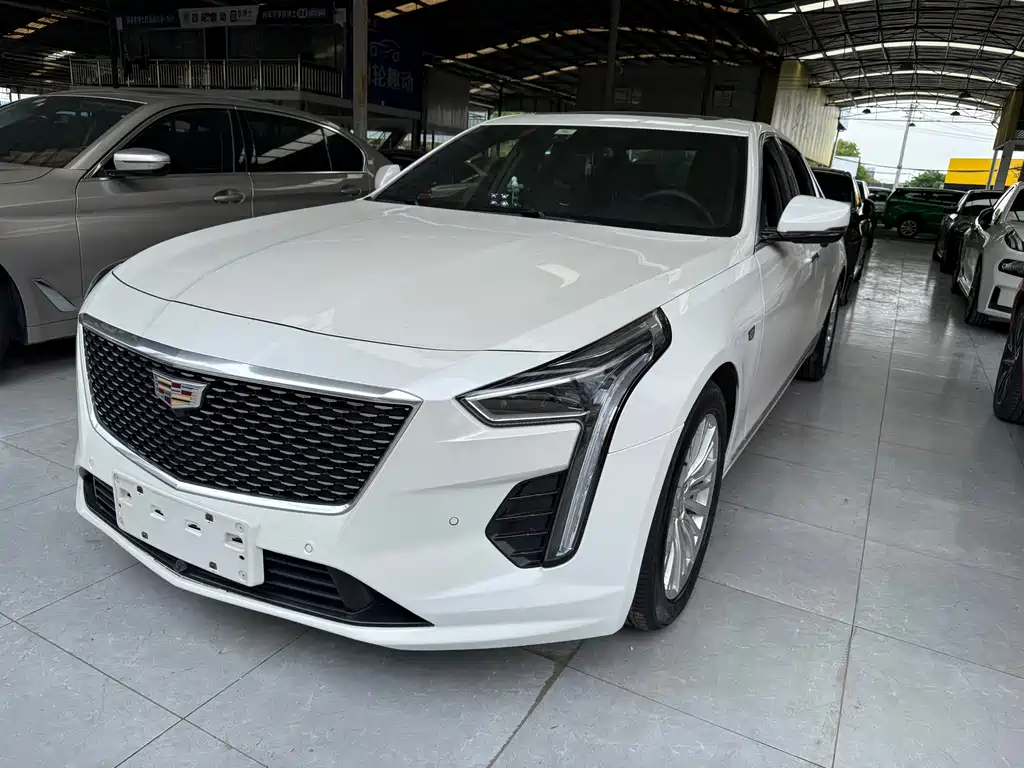 Cadillac CT6 2021