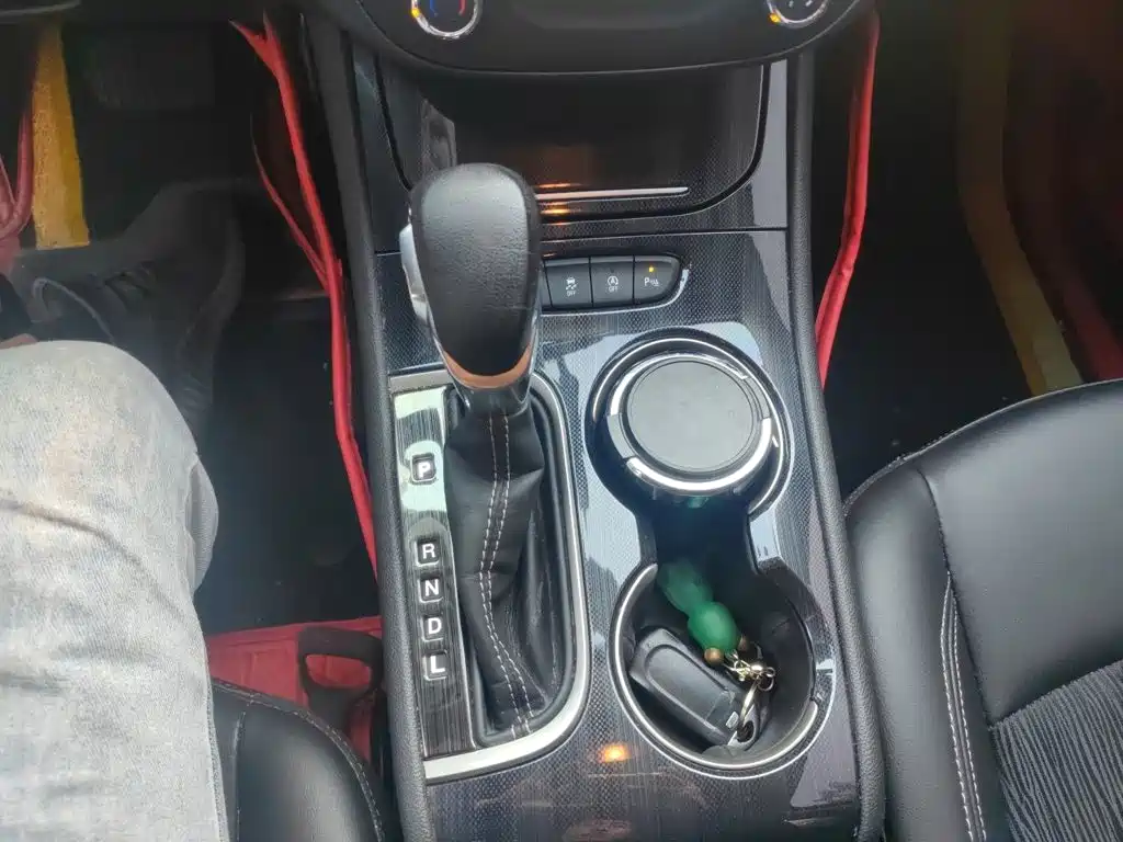 Buick Verano — миниатюра 15