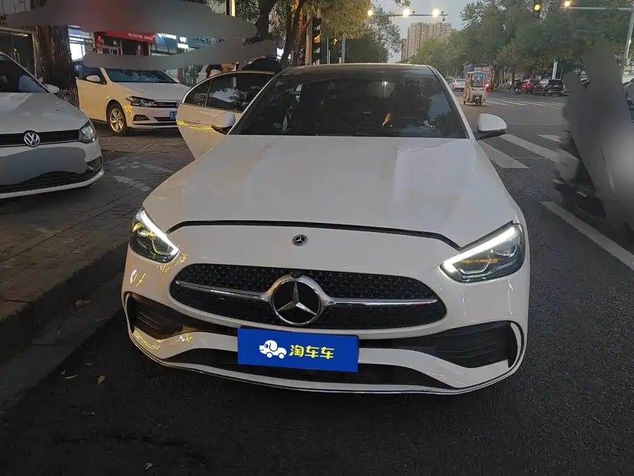 Mercedes-Benz C-Class — миниатюра 2