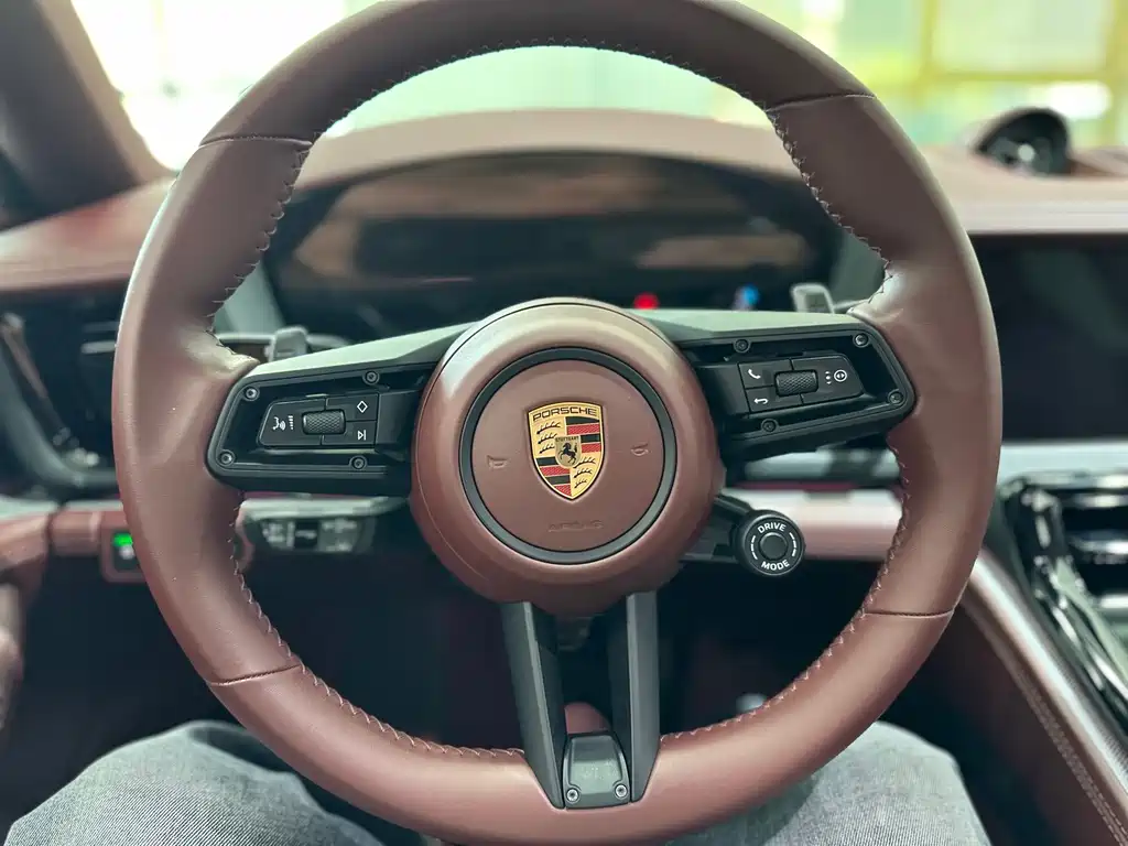 Porsche Panamera — миниатюра 17