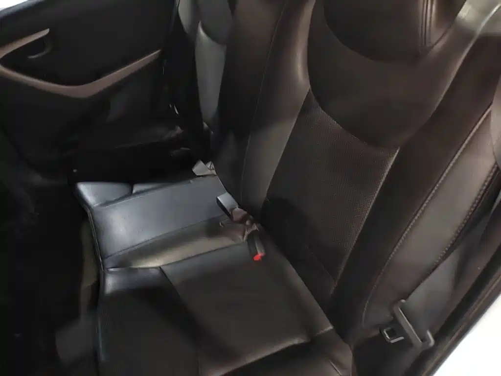 Hyundai Elantra Langdong — миниатюра 17