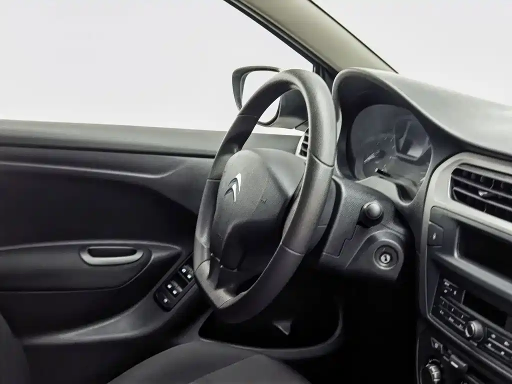 Citroen Elysee — миниатюра 22