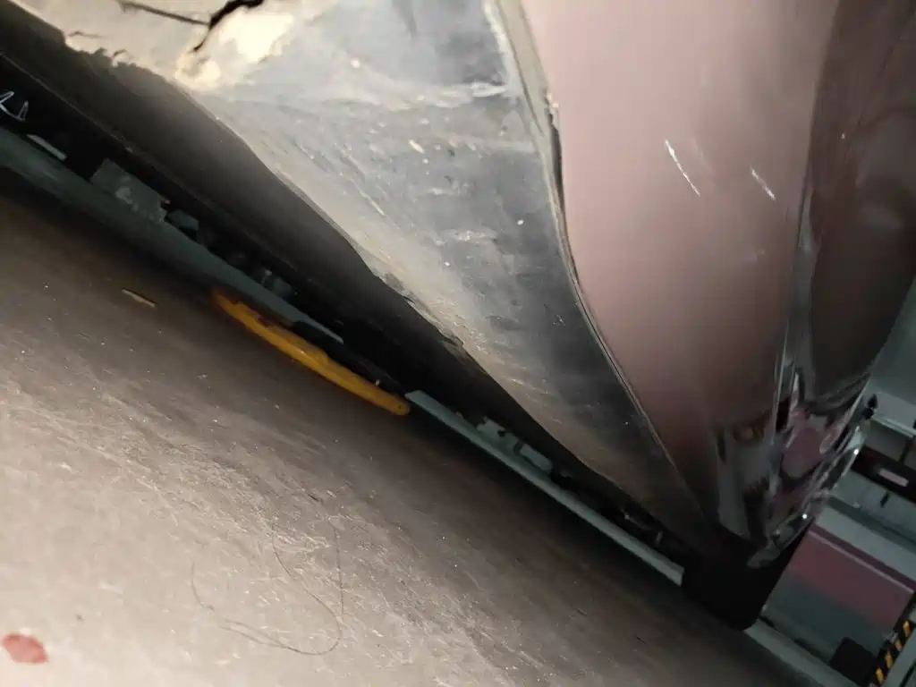 Tesla Model 3 — миниатюра 18