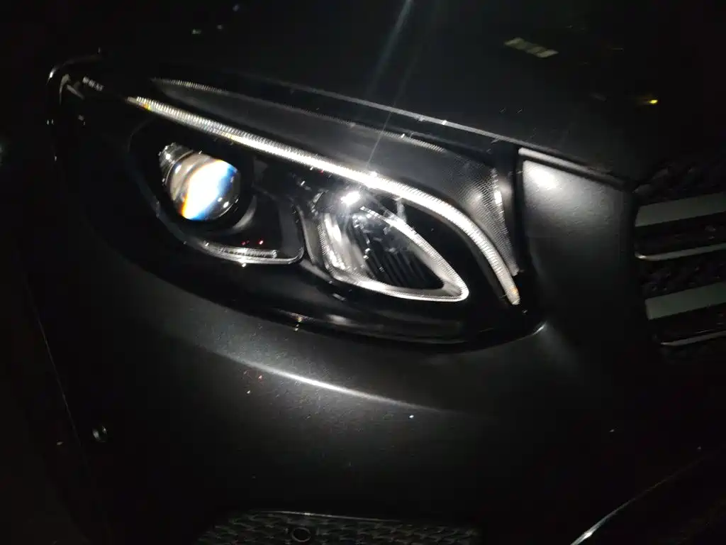 Mercedes-Benz GLC — миниатюра 7
