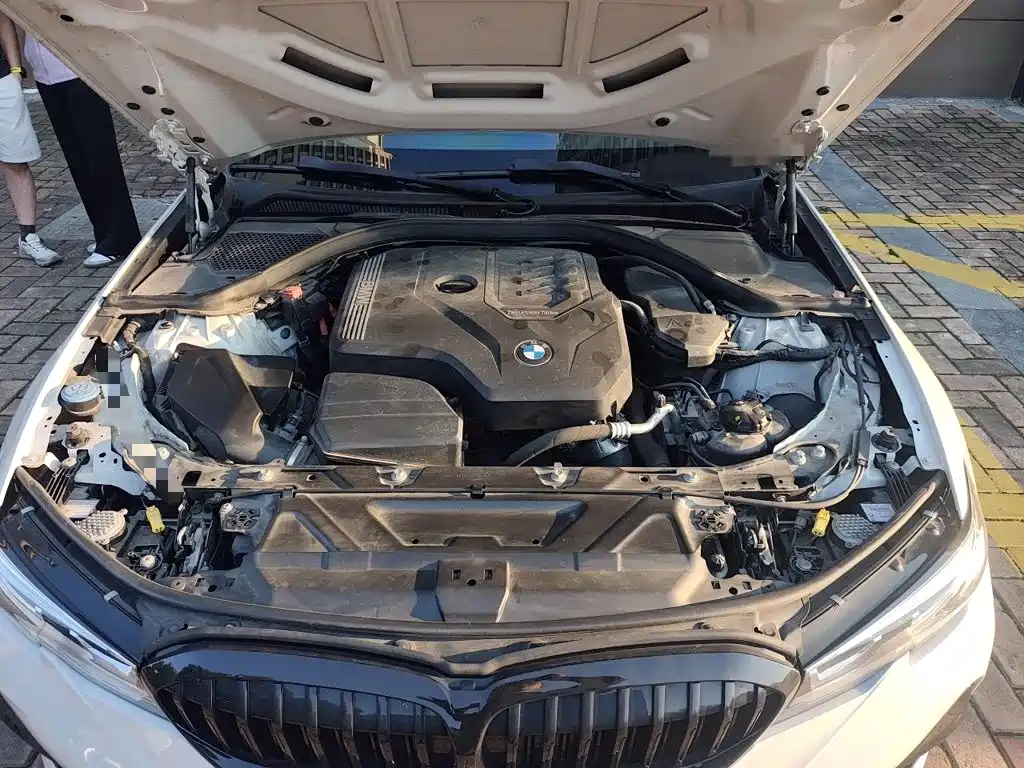 BMW 3 Series — миниатюра 21