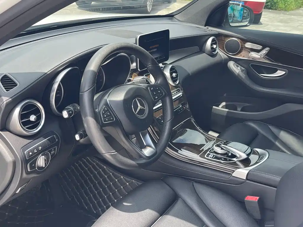 Mercedes-Benz GLC — миниатюра 14