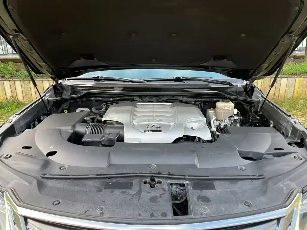 Lexus LX 2016 570 Luxury