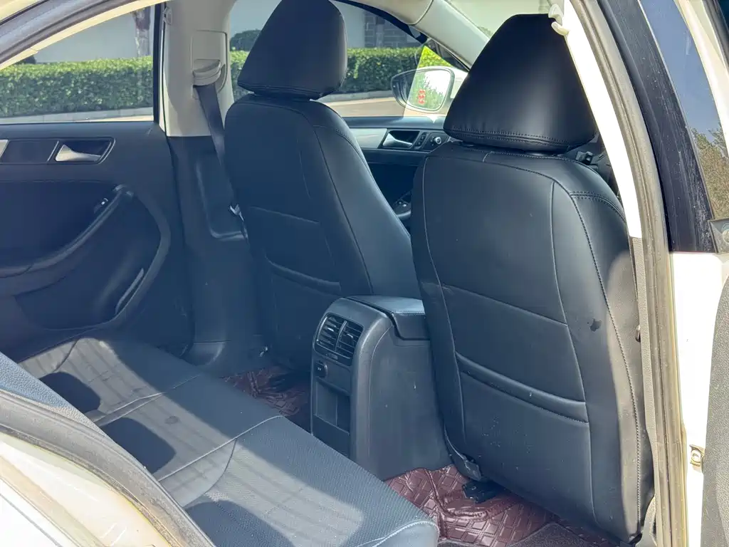 Volkswagen Sagitar — миниатюра 8
