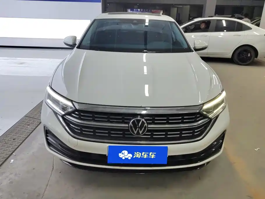 Volkswagen Sagitar — миниатюра 2