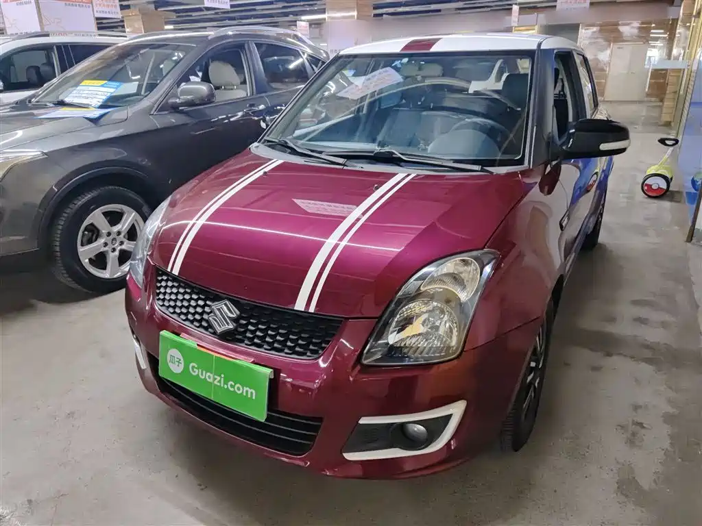 SUZUKI SWIFT