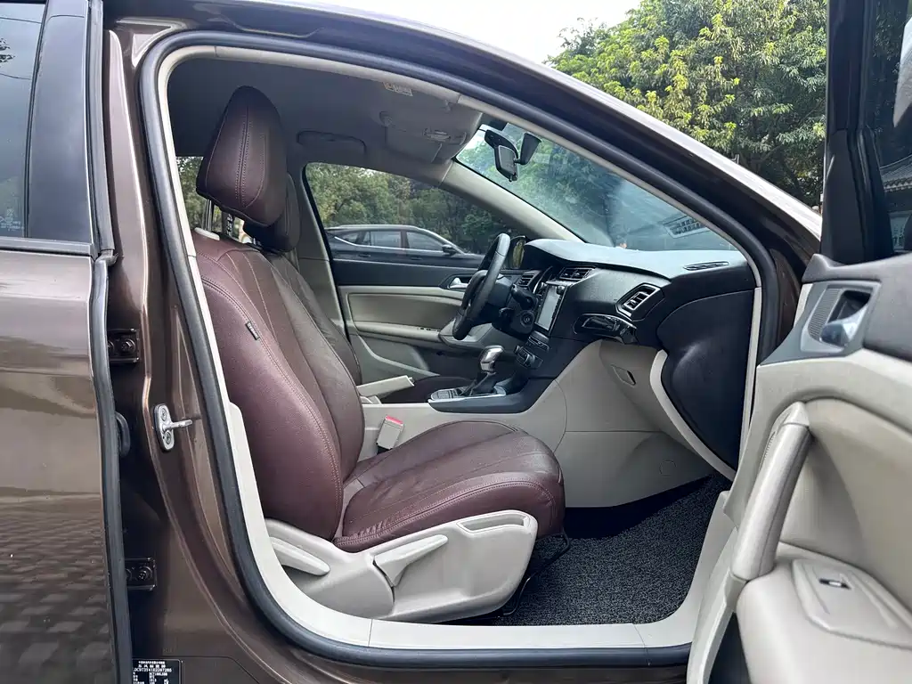 Peugeot 408 — миниатюра 20