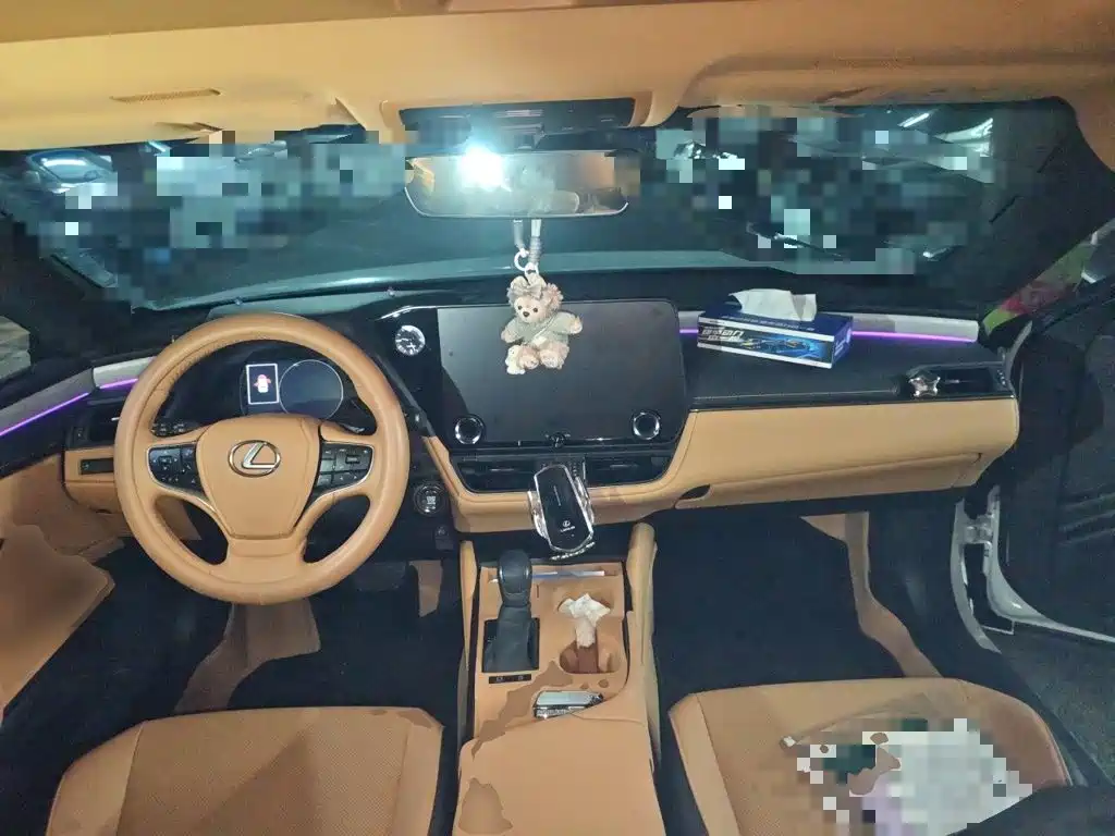 Lexus ES — миниатюра 10