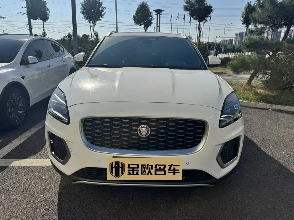 Jaguar E-PACE — миниатюра 2